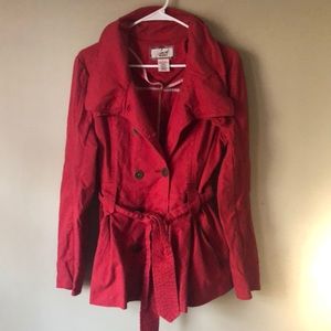 Lightweight, belted red Coat with ALL the adorable details! *NWOT*